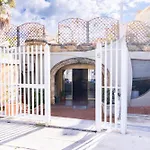 Sofia'S Studio At Mondello